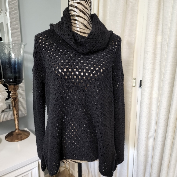 **SOLD **James Perse cowl neck wool blend open knit sweater (2/M) - Picture 4 of 10